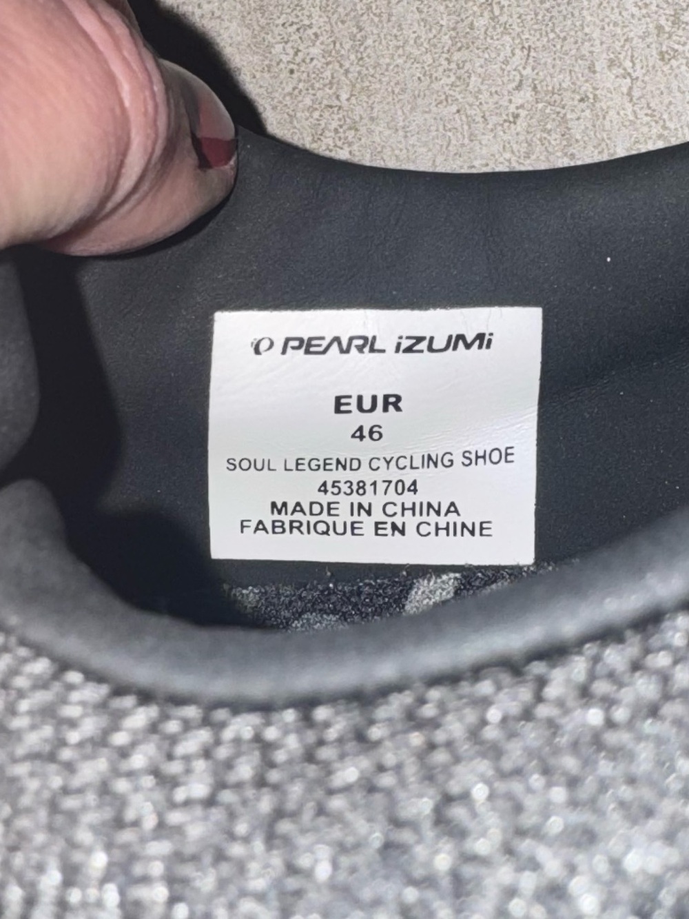 Pearl Izumi Soul Legend Cycling Shoe - Black and Gray - Picture 2 of 4